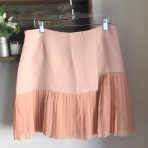 NWT Dalia skirt with pleated bottom!